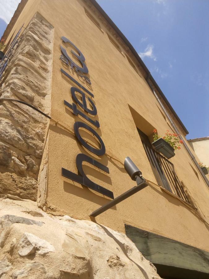 Hotel 3 Arcs Besalú Extérieur photo